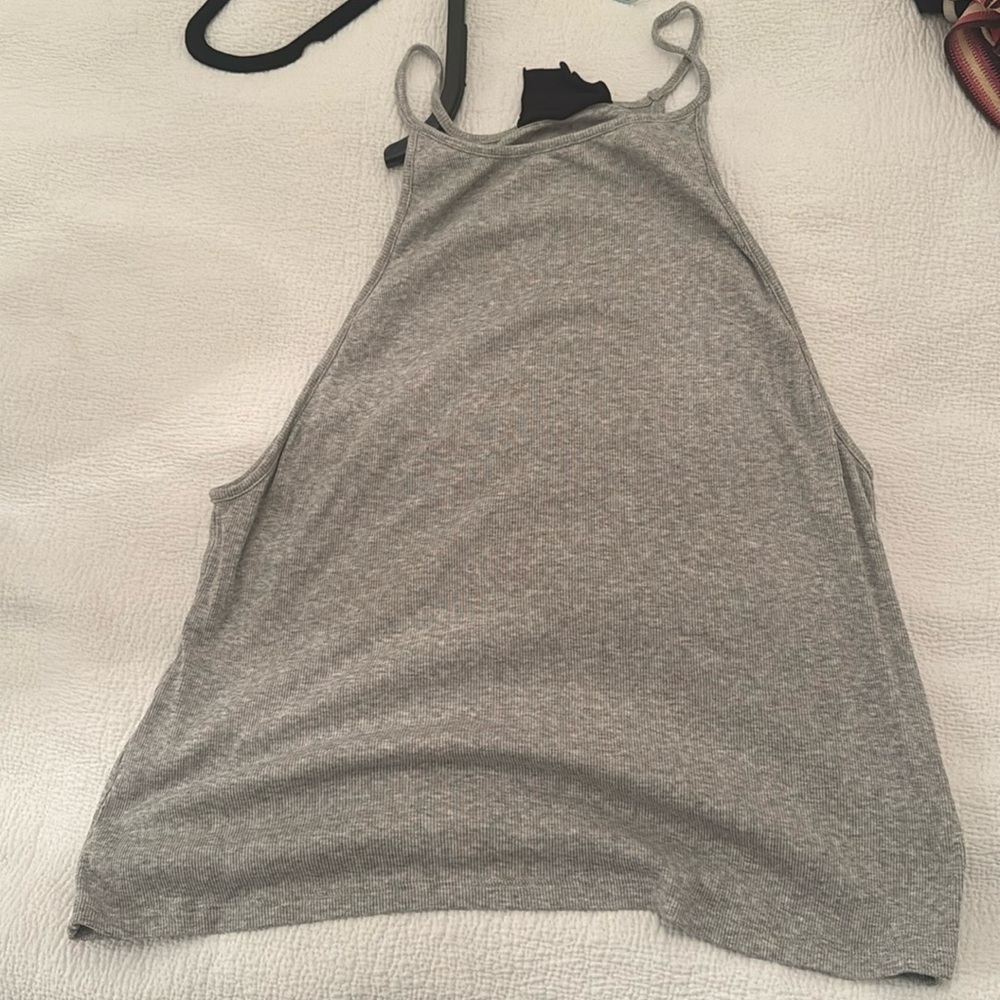 Grey tank top